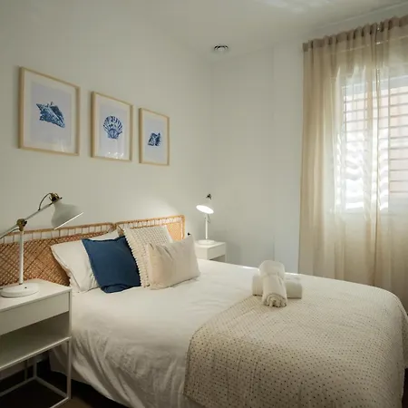 Estudios Y El Antiguo Balneario Ha Apartamento Cádiz